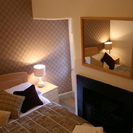 Royal Mile Budget Apartments EDI Szoba fotó